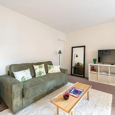 Comfort Fully Equipped - 10 Mins From Paris Apartment